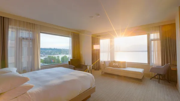 modern-bedroom-interior-with-lakeview-window-2024-09-11-04-40-55-utc-69158b57f13c5